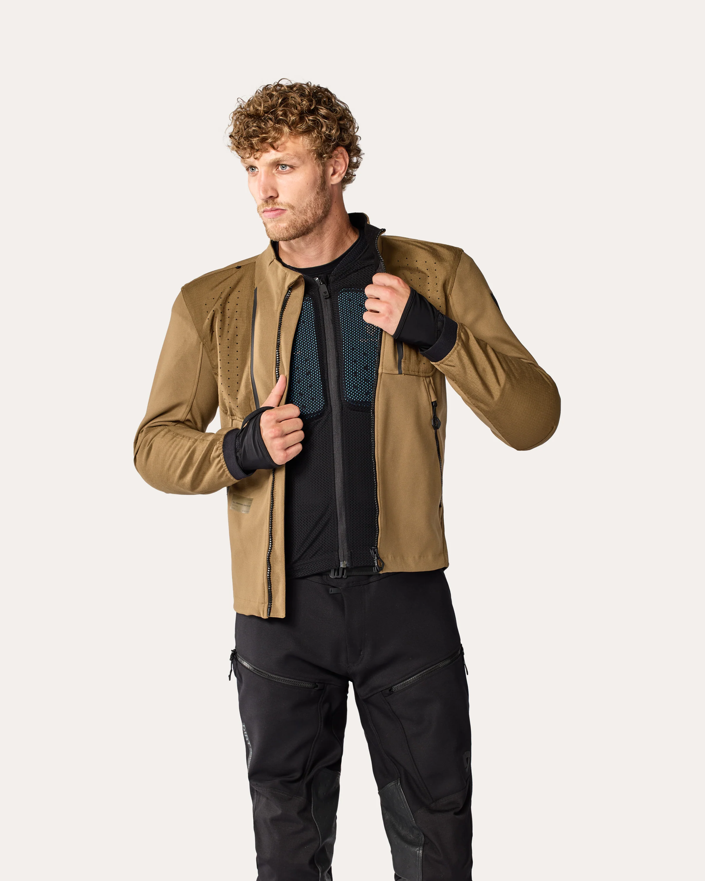 Jacket Surface | Black - Image 9