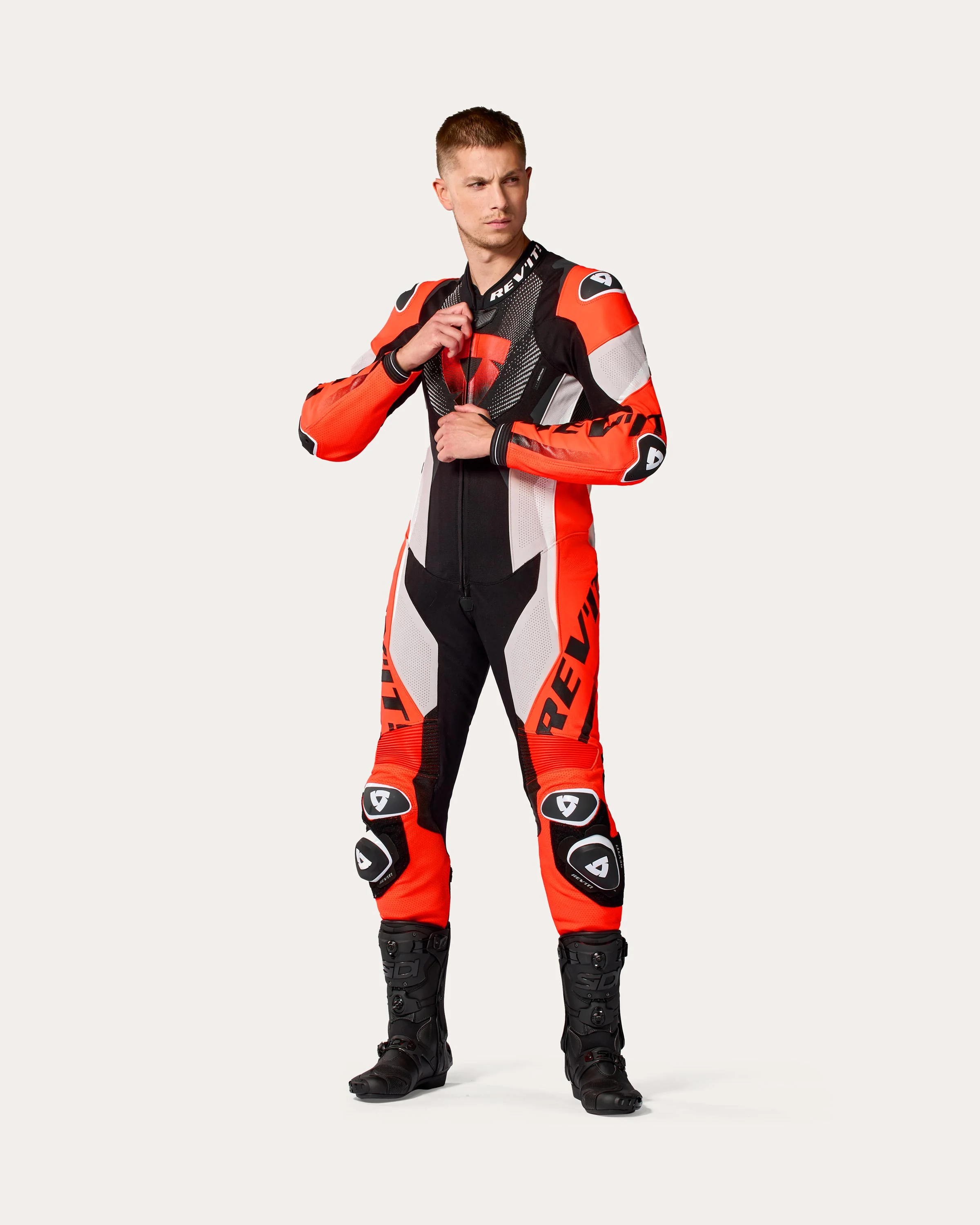 One Piece Hyperspeed 3 | Light Grey-Neon Red - Image 4