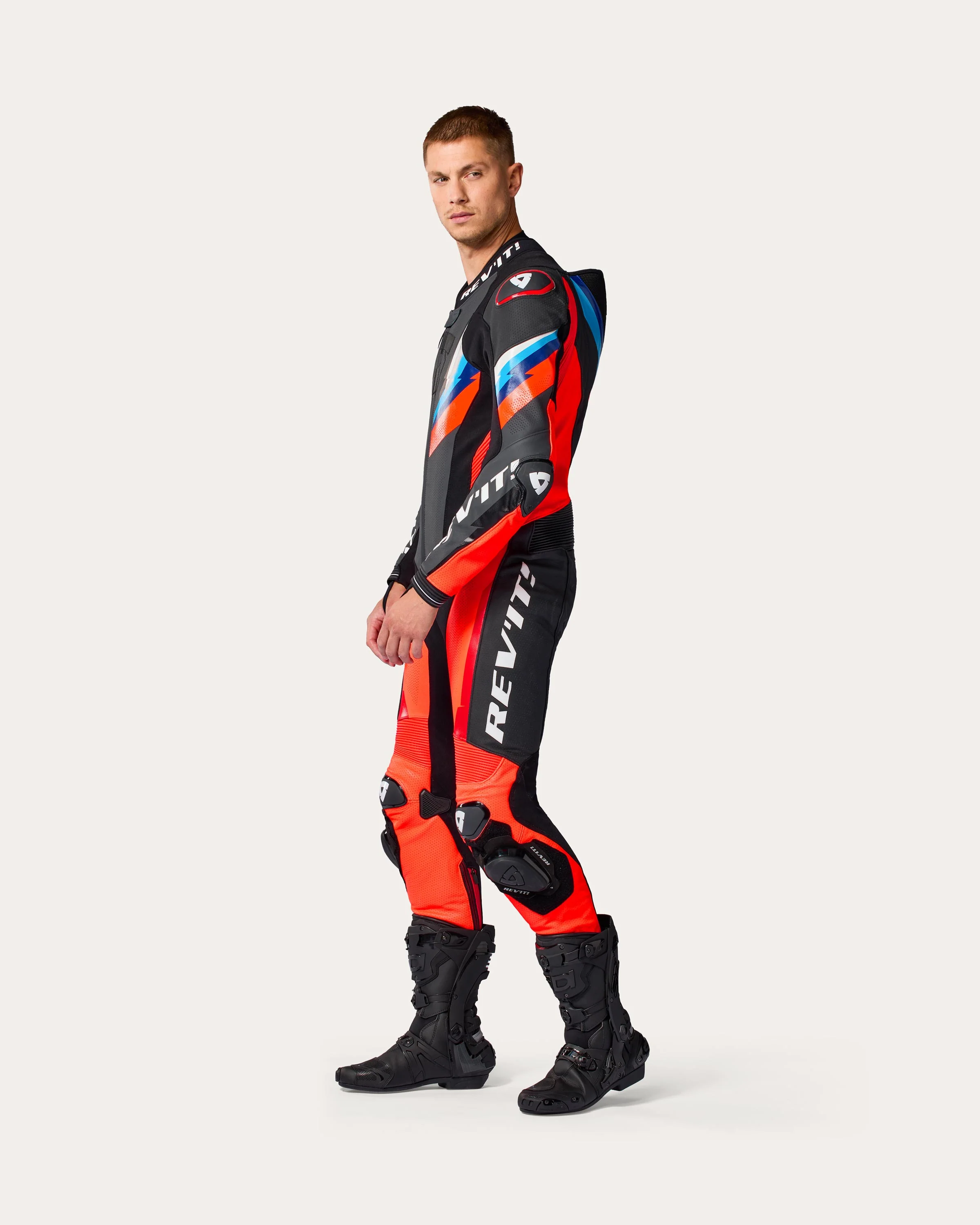 One Piece Quantum 3 | Anthracite-Neon Red - Image 5